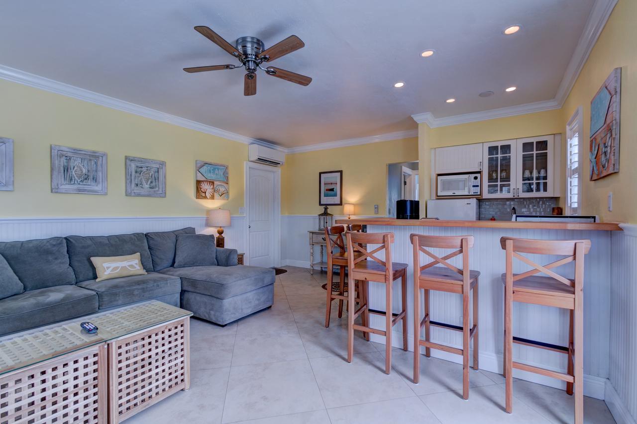 Beachside Village Resort Fort Lauderdale Bagian luar foto