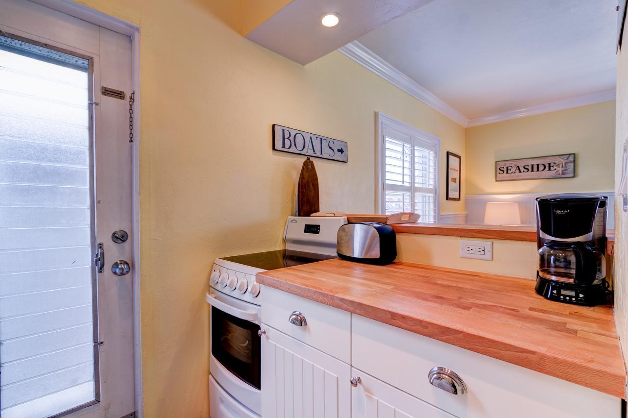 Beachside Village Resort Fort Lauderdale Bagian luar foto